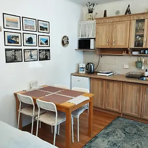 Apartment Eco-lux With Free Bicycles End Free Parking, Laibach